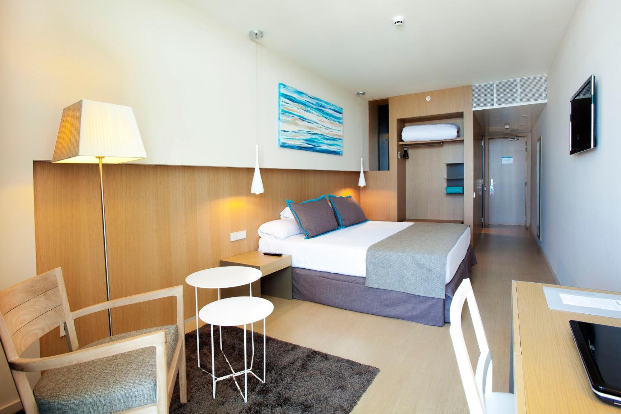Romantic Double Room,1208047933:JPEG